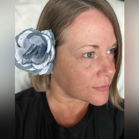 One handmade white or blue denim rose from Project Denim Rose. - Picture 3 of 4